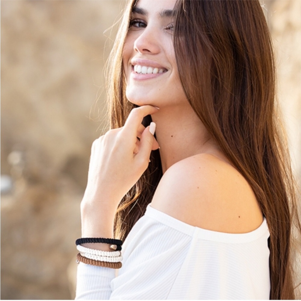 Plunder Design Jewelry Eva Bracelets Suede Wrap Bangles Black Brown Cream